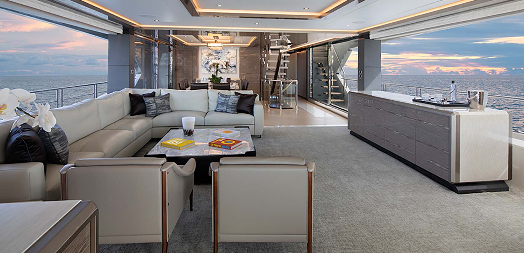 Yacht ZIGGY, Ocean Alexander 35R CHARTERWORLD Luxury Superyacht Charters